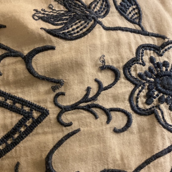 Embroidered Boho Blouse - Picture 8 of 9